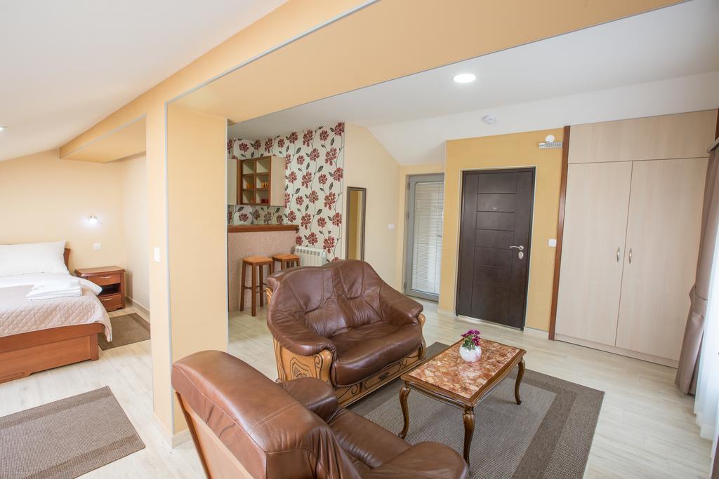 Apartmani Mg Nikšić Dış mekan fotoğraf